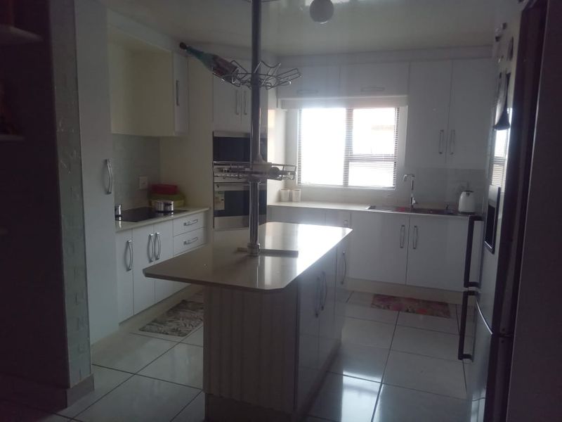 House For Sale In Northam - Photo 8