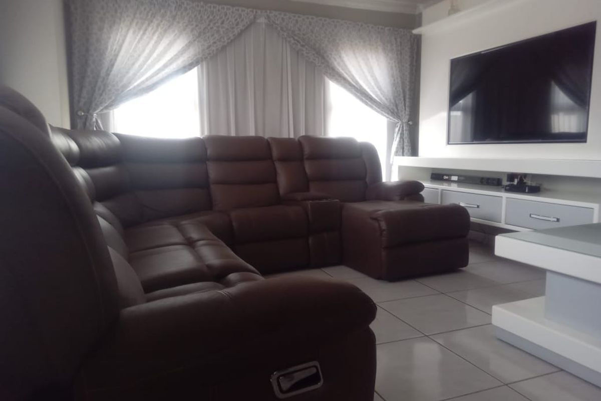 House For Sale In Northam - Photo 5