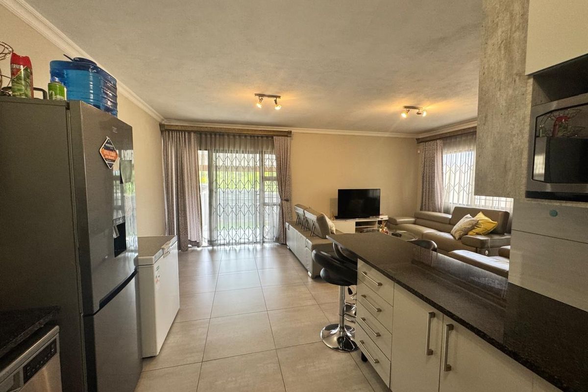 Duplex For Sale In Rustenburg - Photo 3