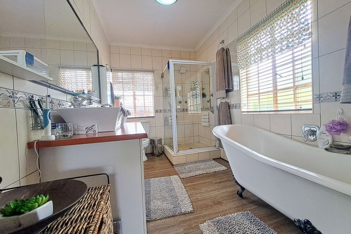 House For Sale In Rustenburg - Photo 4