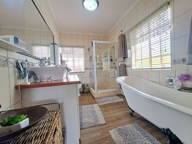 House For Sale In Rustenburg - Photo 4