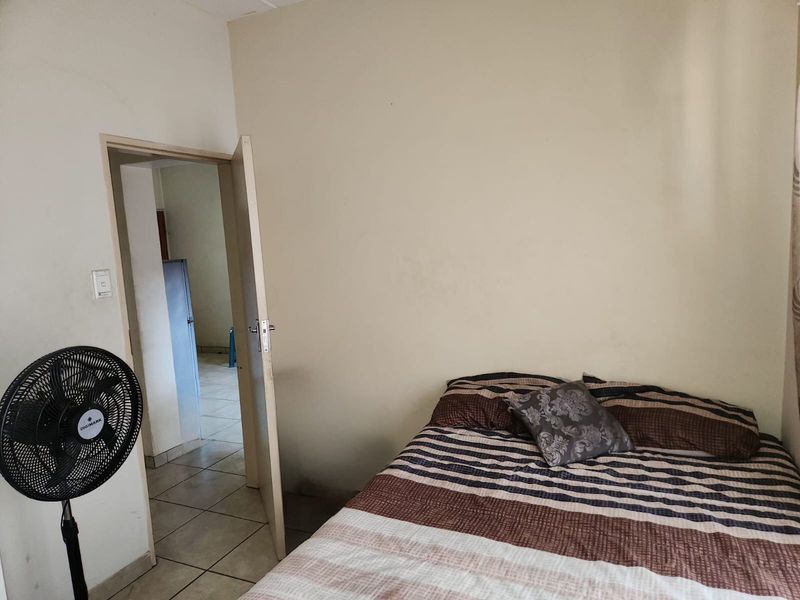 Apartment For Sale In Rustenburg - Photo 5