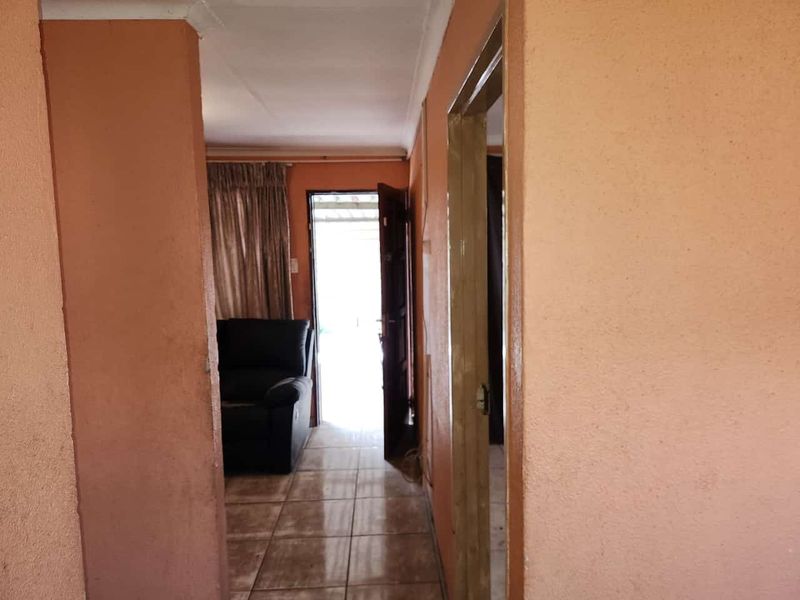 House For Sale In Rustenburg - Photo 8