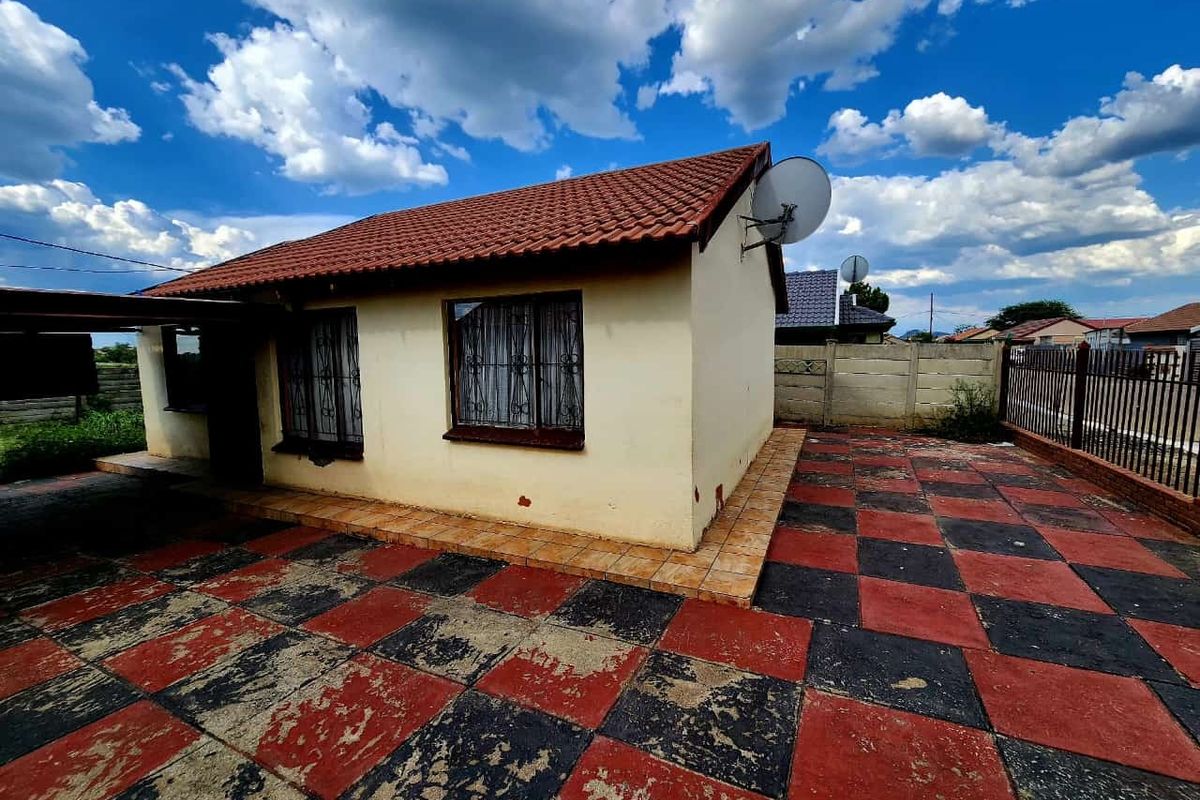 House For Sale In Rustenburg - Photo 4