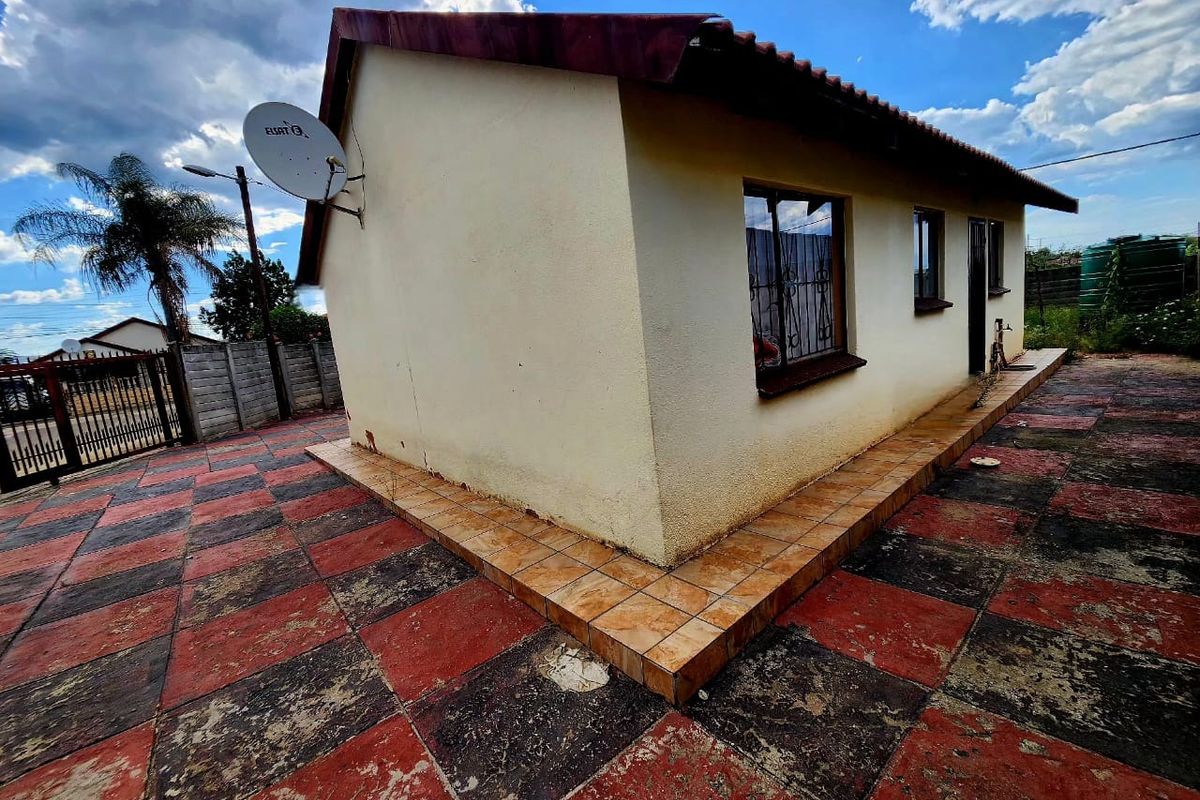 House For Sale In Rustenburg - Photo 5