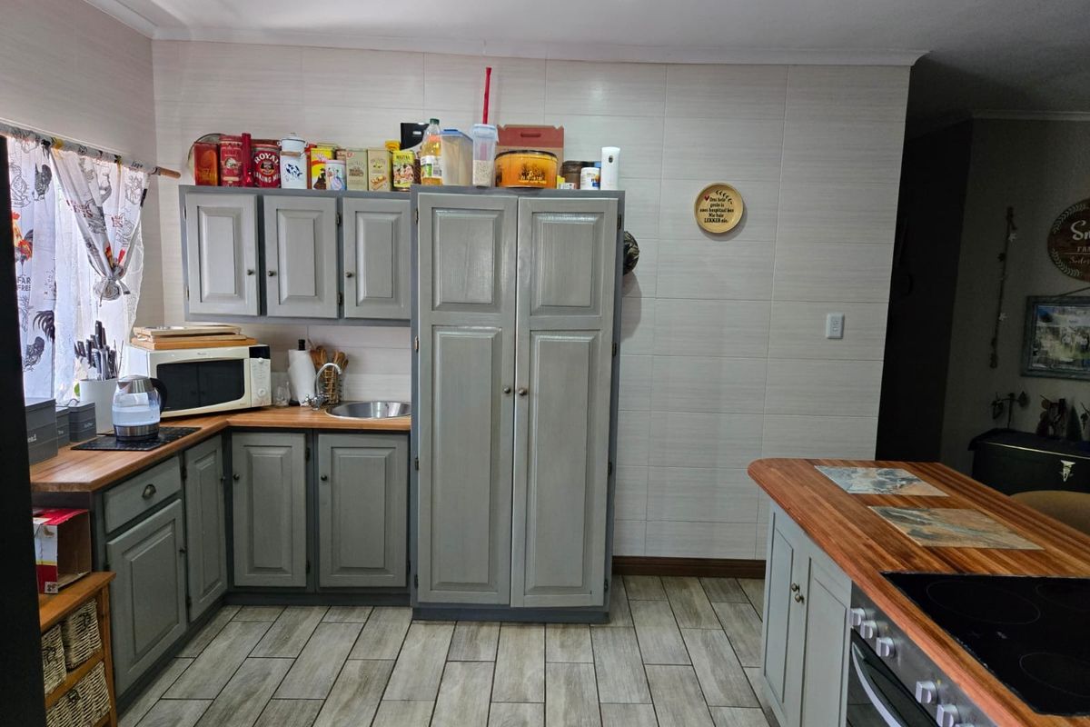House For Sale In Thabazimbi - Photo 3