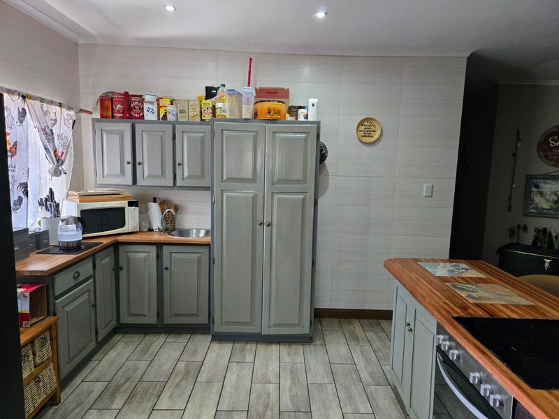 House For Sale In Thabazimbi - Photo 3