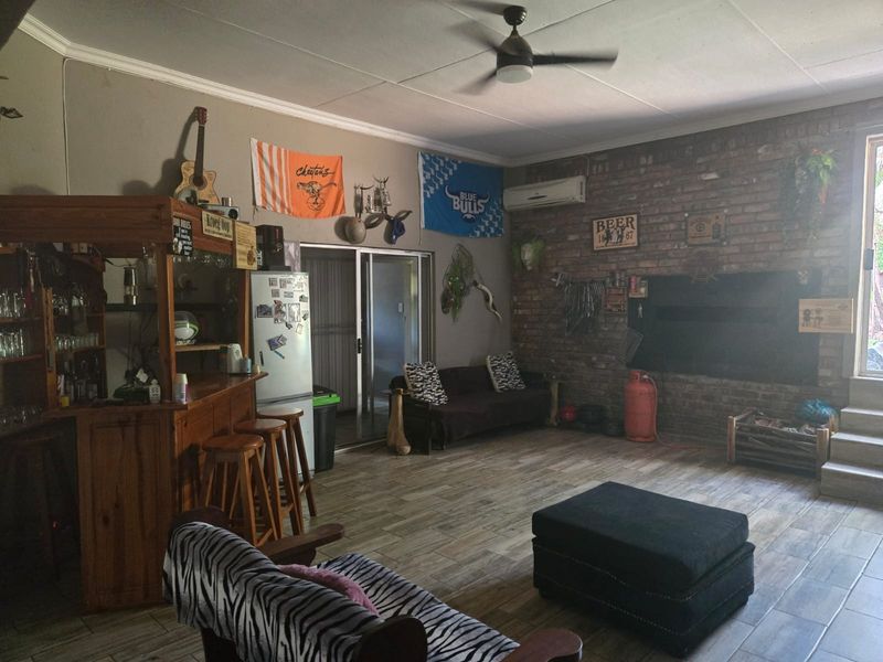 House For Sale In Thabazimbi - Photo 8
