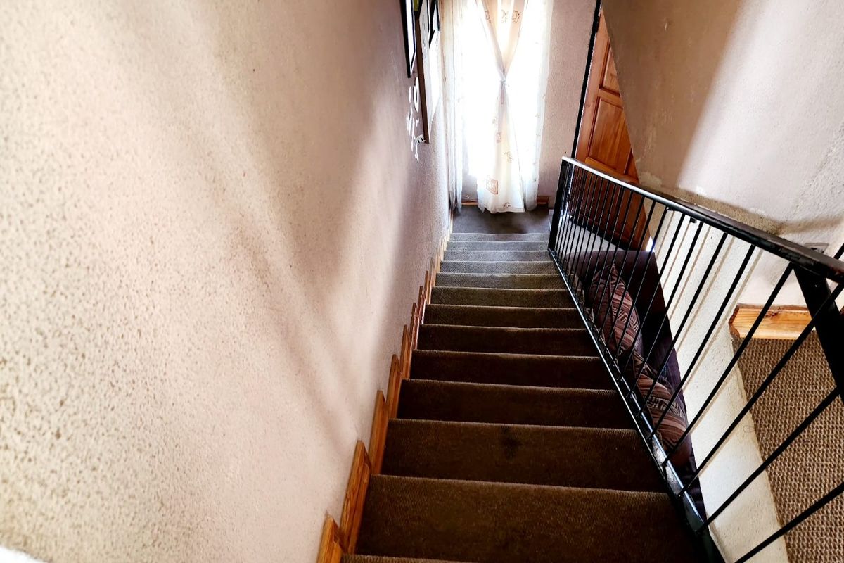 Townhouse For Sale In Rustenburg - Photo 3