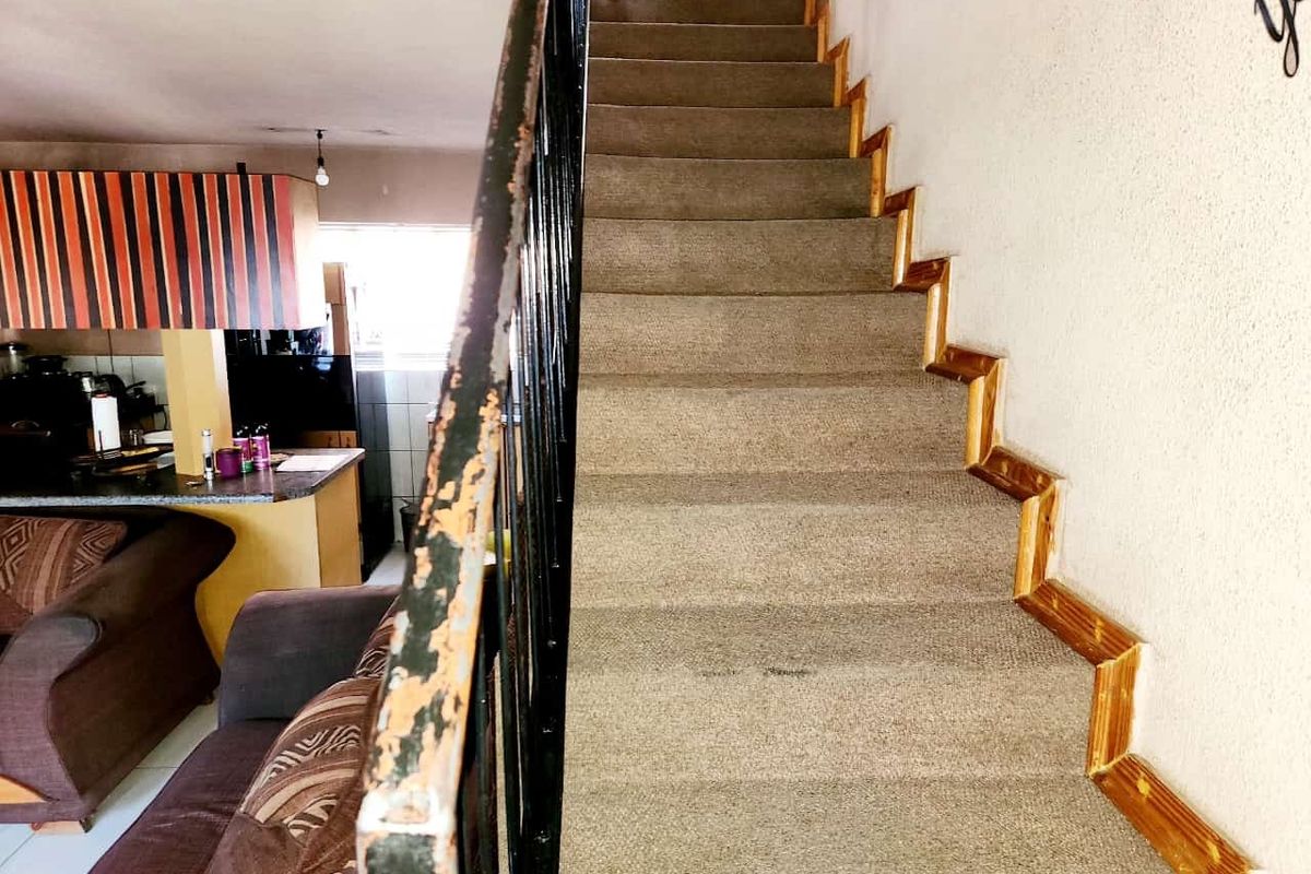 Townhouse For Sale In Rustenburg - Photo 2