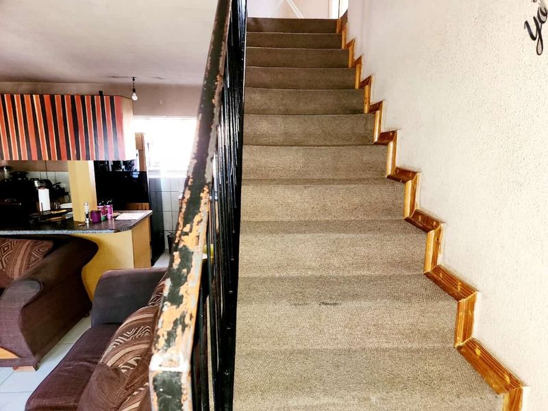 Townhouse For Sale In Rustenburg - Photo 2