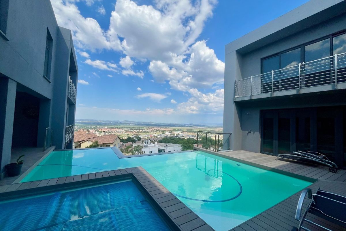House For Sale In Rustenburg - Photo 2