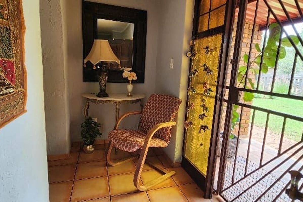 House For Sale In Thabazimbi - Photo 2