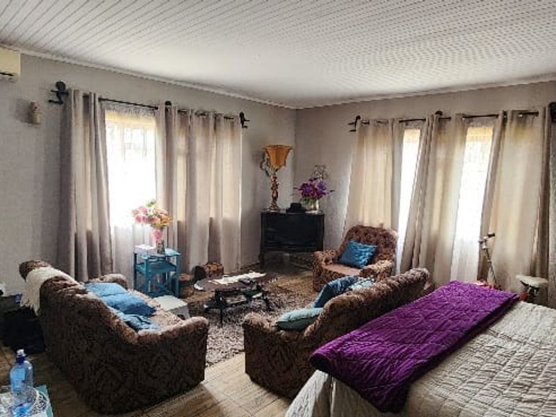 House For Sale In Thabazimbi - Photo 10