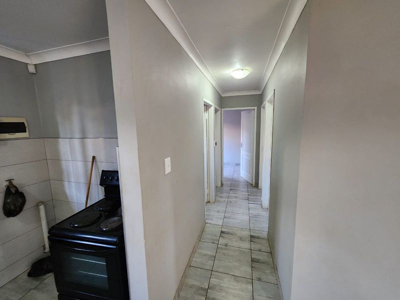 House For Sale In Rustenburg - Photo 6