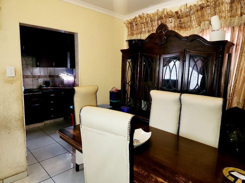 House For Sale In Rustenburg - Photo 7