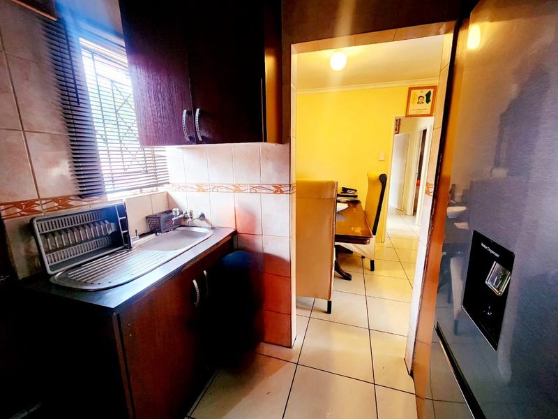 House For Sale In Rustenburg - Photo 5