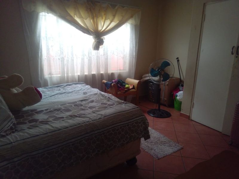 House For Sale In Northam - Photo 8