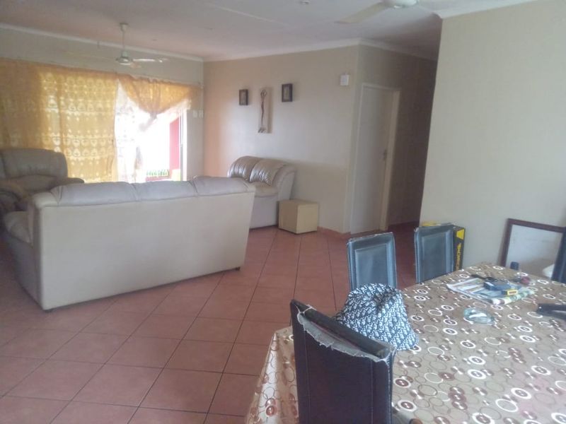 House For Sale In Northam - Photo 6