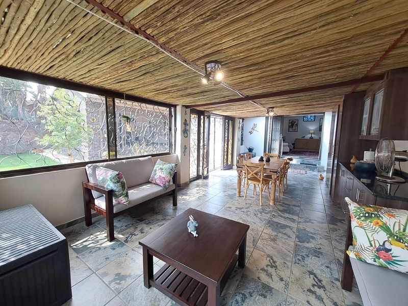 Sustainable Luxury Living – Fully Off-the-Grid - Photo 7