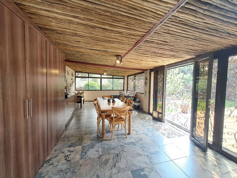 Sustainable Luxury Living – Fully Off-the-Grid - Photo 6