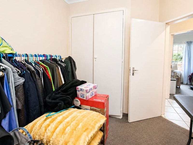 Secure Estate Living with Tenant in Place – Prime Arendskloof Opportunity - Photo 9