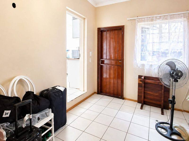 Secure Estate Living with Tenant in Place – Prime Arendskloof Opportunity - Photo 7