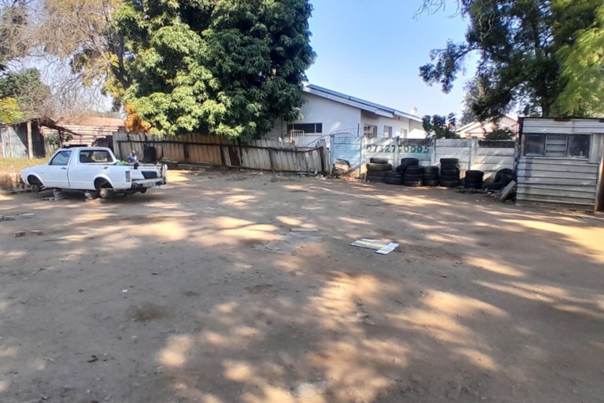An ideal vacant land for sale in the East  End area of Rustenburg - Photo 2