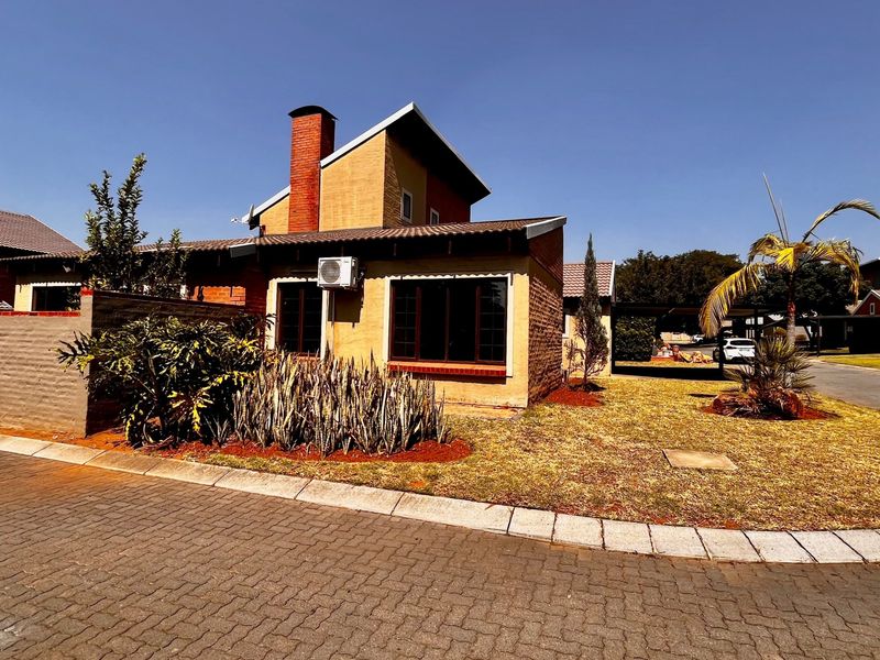 Modern 3-Bedroom Townhouse in Secure Waterval East Estate - Photo 3