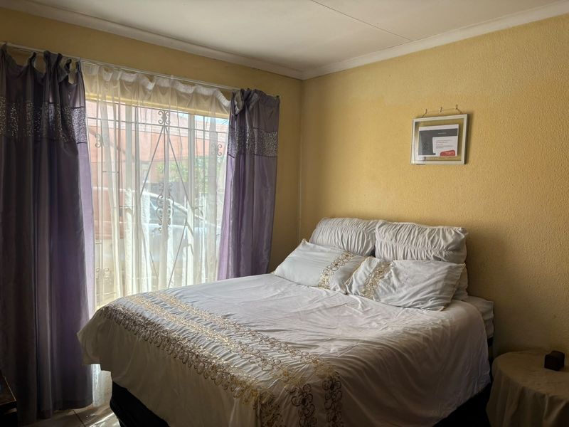 House For Sale In Rustenburg - Photo 10