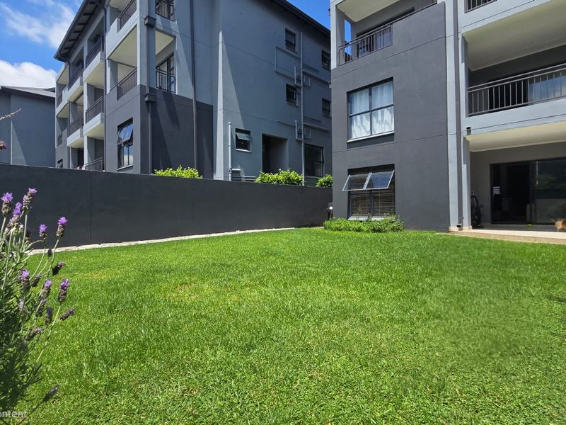 Modern Garden Apartment in Westlake Eco Estate - Photo 3