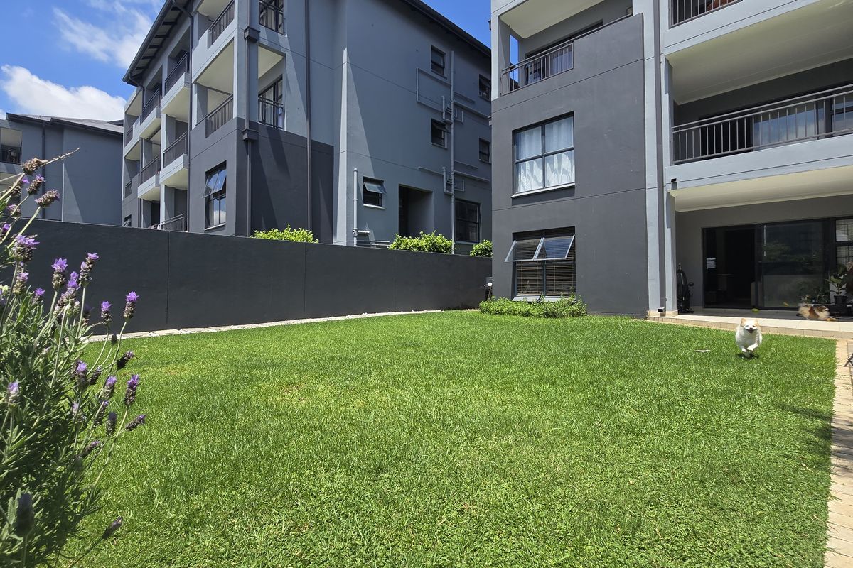 Modern Garden Apartment in Westlake Eco Estate - Photo 2