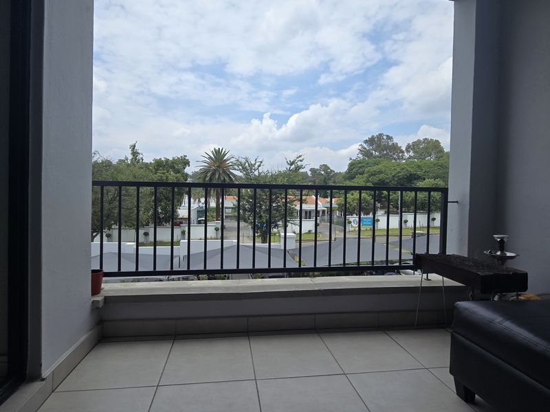 One bedroom 1 bathroom upstairs unit FOR SALE - Photo 6