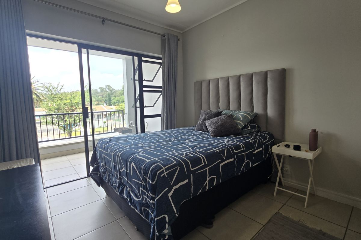 One bedroom 1 bathroom upstairs unit FOR SALE - Photo 4