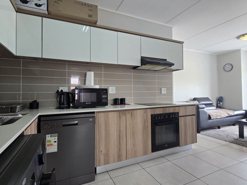 One bedroom 1 bathroom upstairs unit FOR SALE - Photo 3