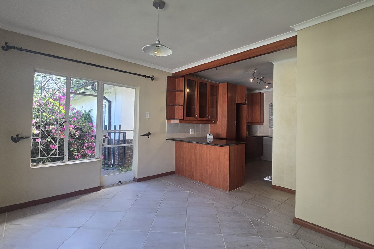 2 Bedroom 2 bathroom garden cottage unit TO LET - Photo 5