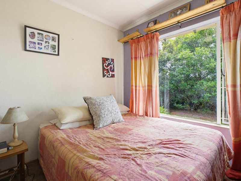 Cozy 3 bedroom home with flatlet FOR SALE - Photo 7