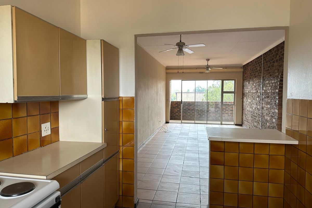 2-Bedroom Apartment TO LET in Eastleigh - Photo 4