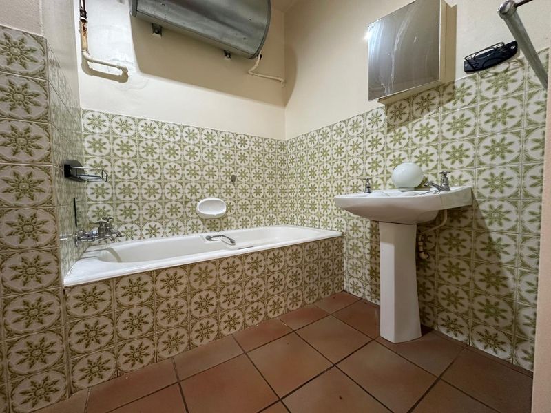 1-Bedroom Garden Apartment TO LET in Eastleigh - Photo 9
