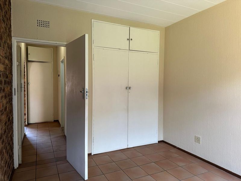 1-Bedroom Garden Apartment TO LET in Eastleigh - Photo 8