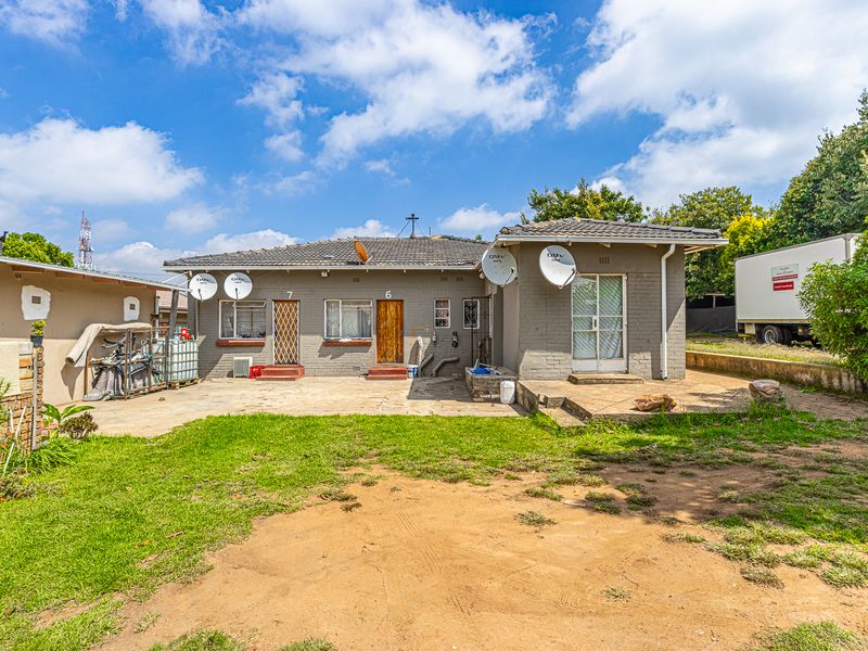Investment property with rental income - Photo 7