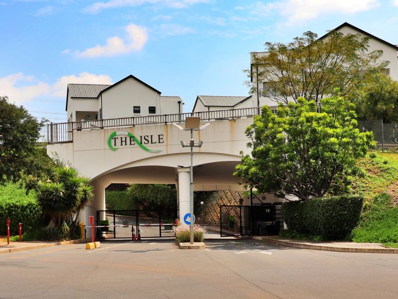 Stylish 2-Bedroom Apartment for Sale in The Isles, Greenstone Hill - Photo 6