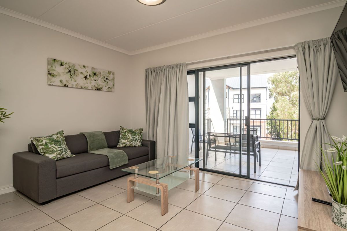Modern 2-Bedroom Apartment for Sale in Sawgrass, Greenstone Hill - Photo 3