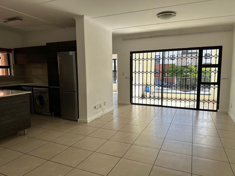 Greenstone Crest | 3 Bed | 2 Bath | FF | Available Immediately - Photo 4