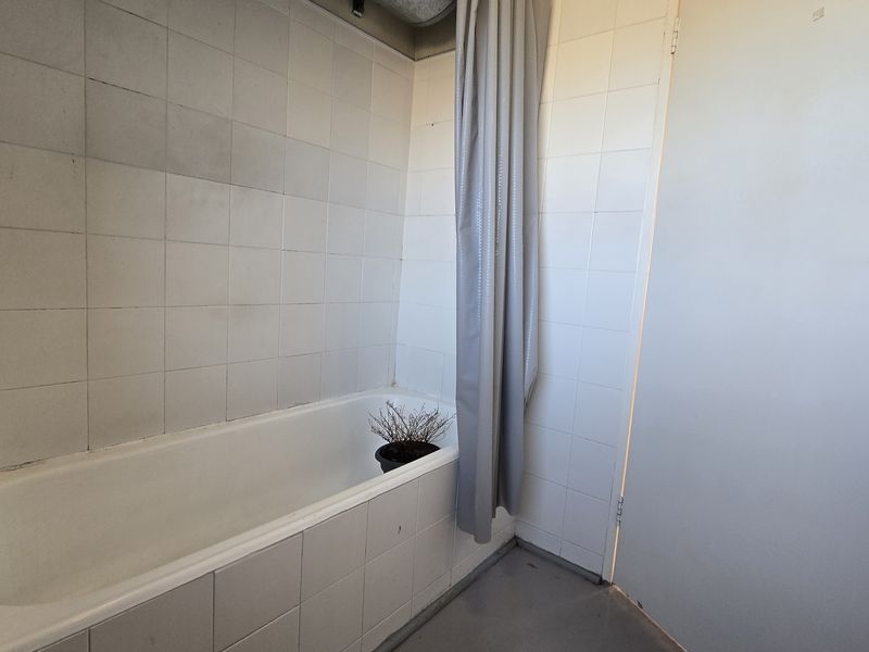 Spacious 1 bedroom in Edenvale TO LET - Photo 10