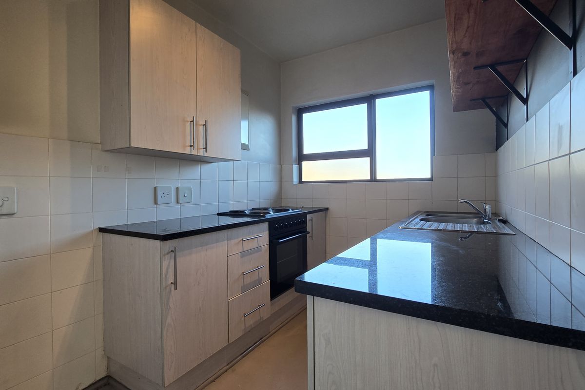 Spacious 1 bedroom in Edenvale TO LET - Photo 5