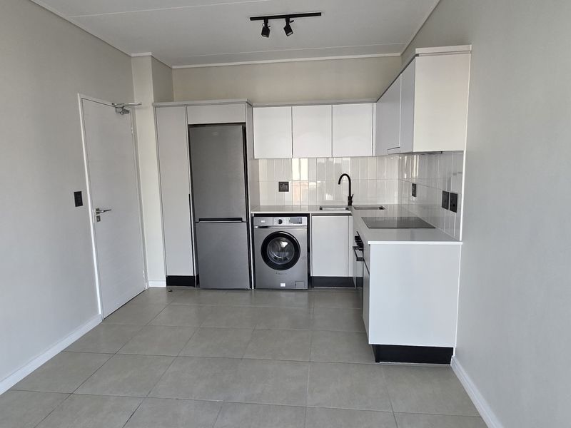 Stylish Brand New 1 Bedroom Apartment To Rent | The Reid Lifestyle Estate - Photo 2