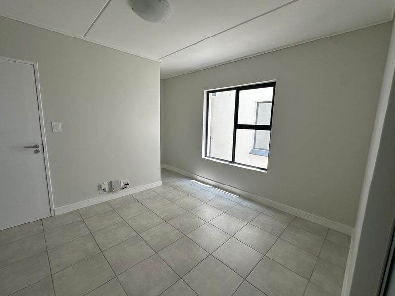 1 bedroom 1 bathroom- third floor - Photo 8