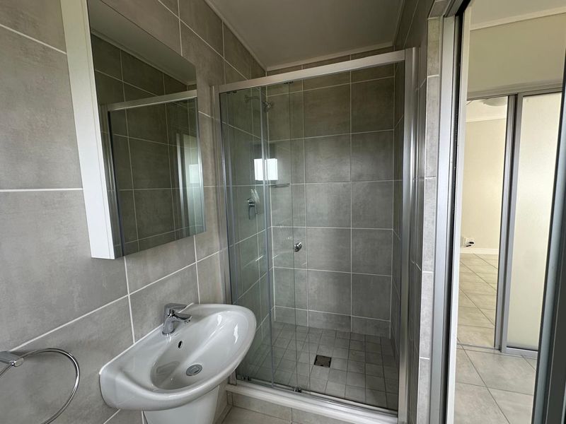1 bedroom 1 bathroom- third floor - Photo 10