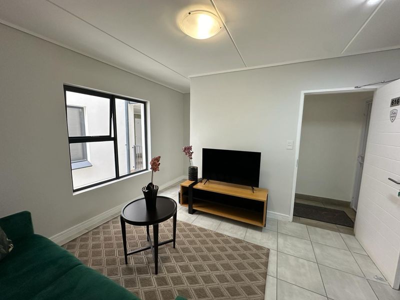 1 bedroom 1 bathroom- third floor - Photo 5